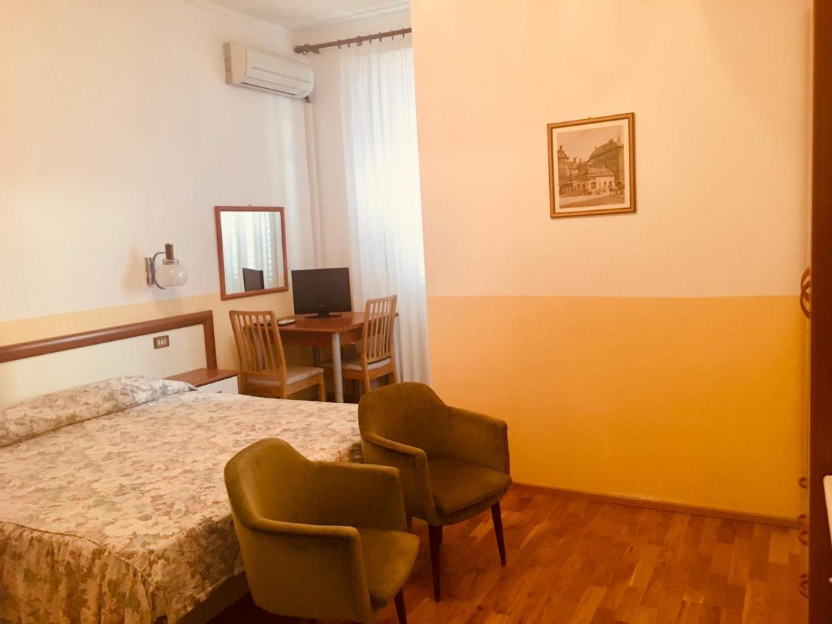 Hotel Milano Grado Luaran gambar