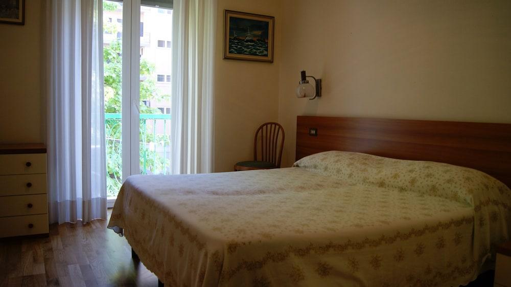Hotel Milano Grado Luaran gambar