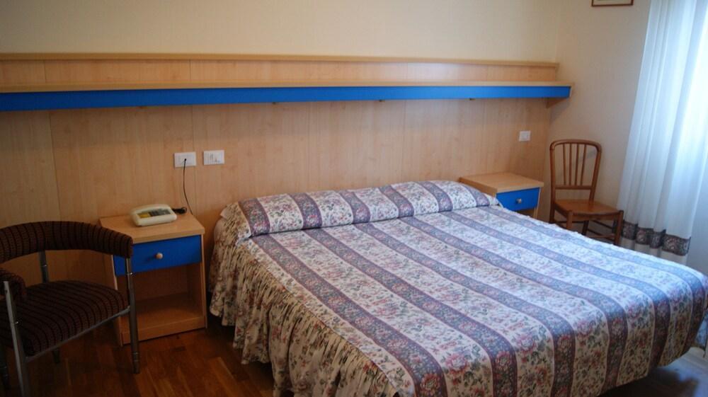 Hotel Milano Grado Luaran gambar