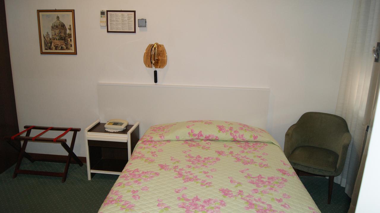 Hotel Milano Grado Luaran gambar